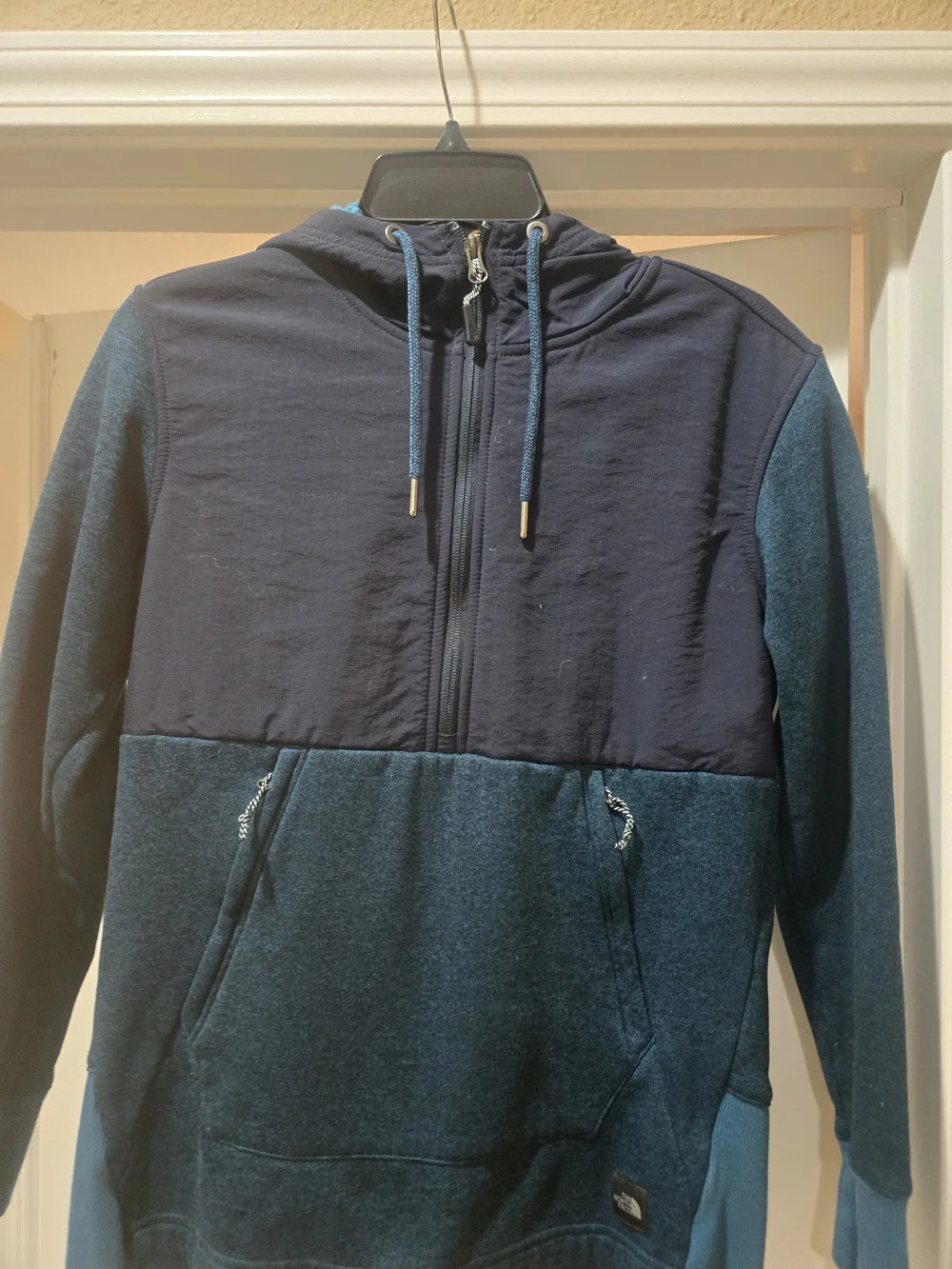 North face Women's Navy and Teal Half-Zip Sherpa-Lined Hoodie Sweater  Size S/P